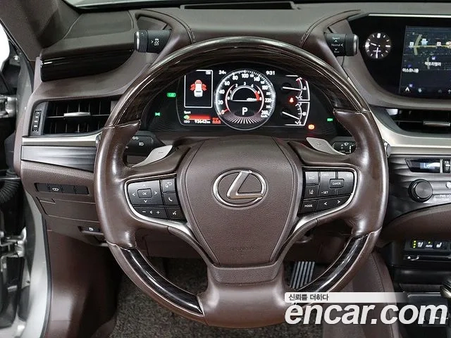 Lexus ES300h 7th generation 2020 Песочный из Кореи, фото 5