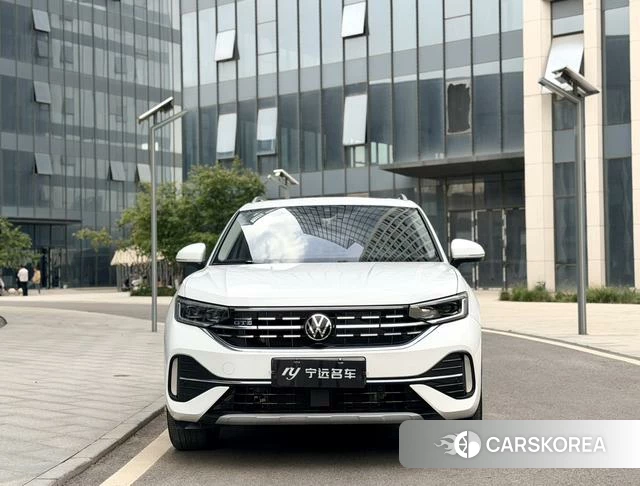 Volkswagen Tanyue GTE 2023 Белый из Китая, фото 5