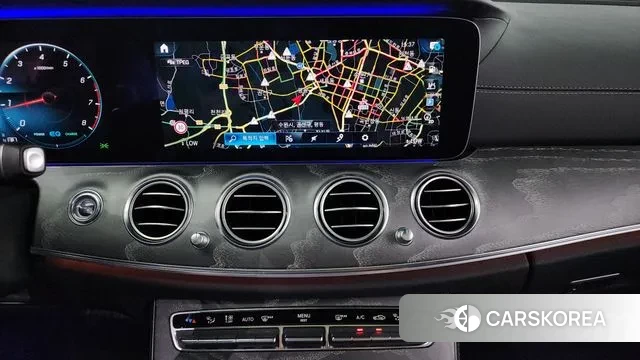 Mercedes-Benz E-Class W213 2021 Серый из Кореи, фото 5