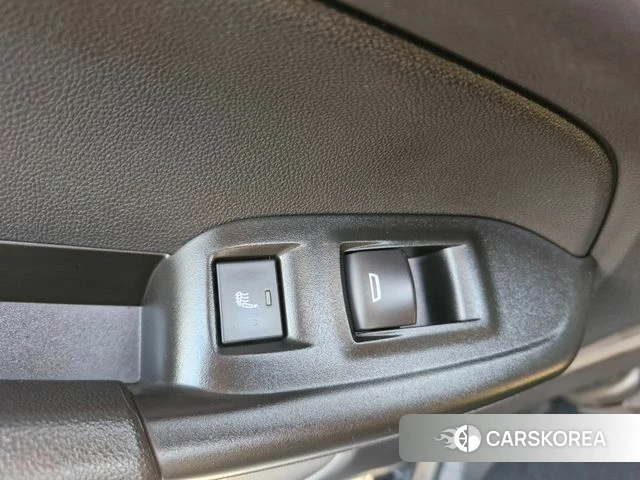 Chevrolet (GM Daewoo) Trailblazer 2022 Черный из Кореи, фото 5