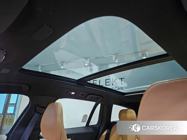 Volvo V60 Cross-Country 2nd Generation 2024 Серебряный из Кореи, фото 5
