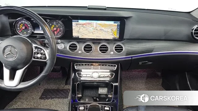 Mercedes-Benz E-Class W213 2020 Белый из Кореи, фото 5