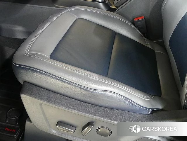 Ford Bronco 6th Generation 2022 Небесно-голубой из Кореи, фото 5