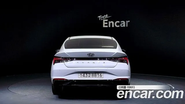 Hyundai Avante (CN7) 2021 Белый из Кореи, фото 5