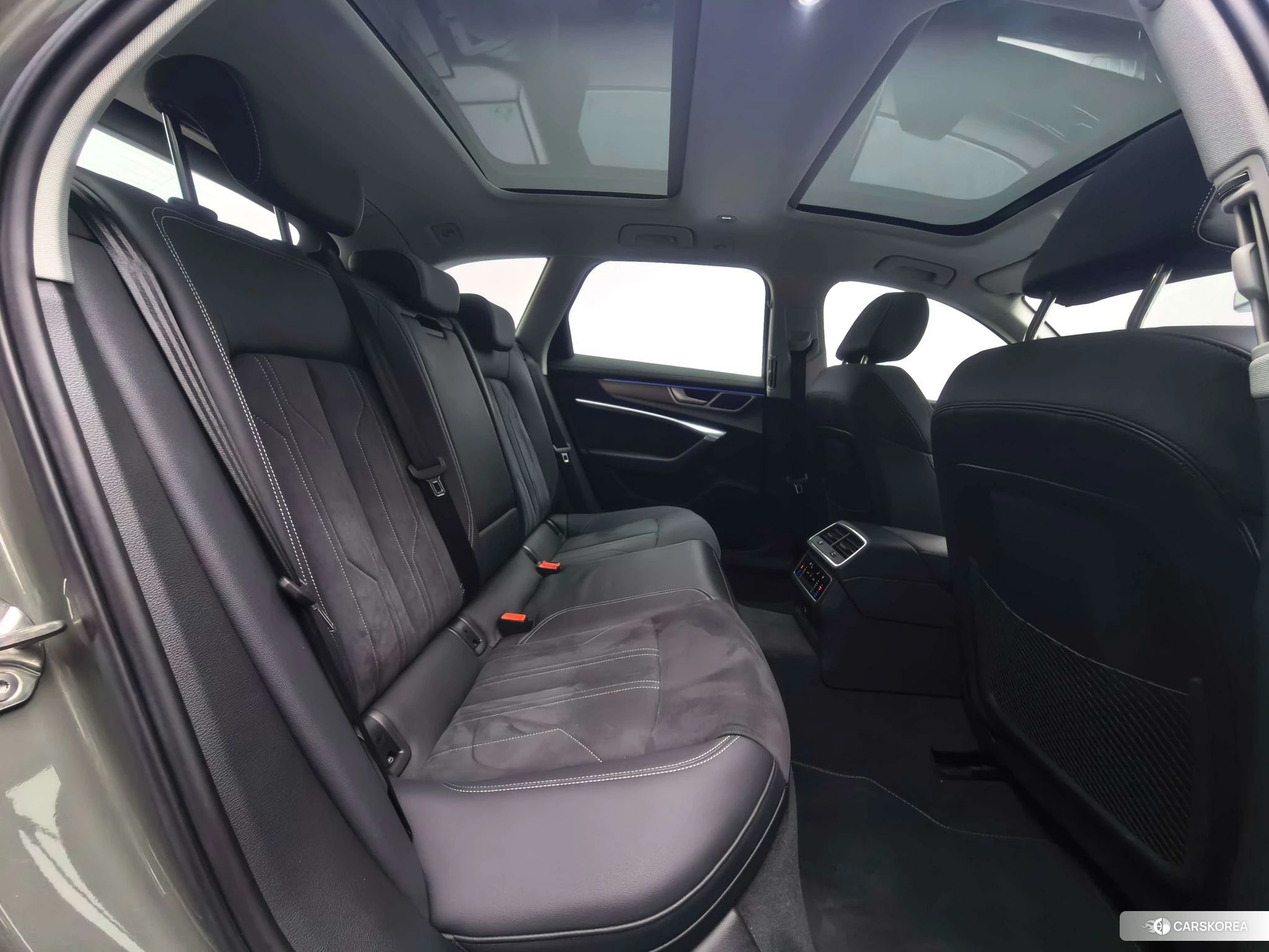 Audi A6 (import) 2023 Темно-серый из Китая, фото 5