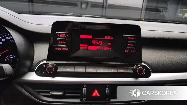 Kia The New K3 2nd generation 2021 Белый из Кореи, фото 5