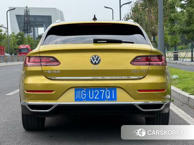 Volkswagen CC 2021 Желтый из Китая, фото 5