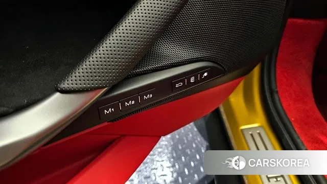 Ferrari 296 GTS 2024 Желтый из Кореи, фото 5