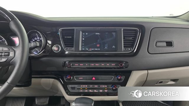 Kia The New Carnival 2018 Белый из Кореи, фото 5