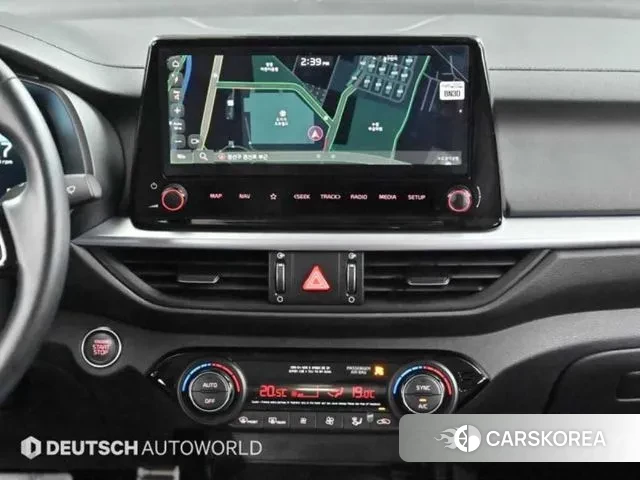 Kia The New K3 2nd generation 2024 Белый из Кореи, фото 5