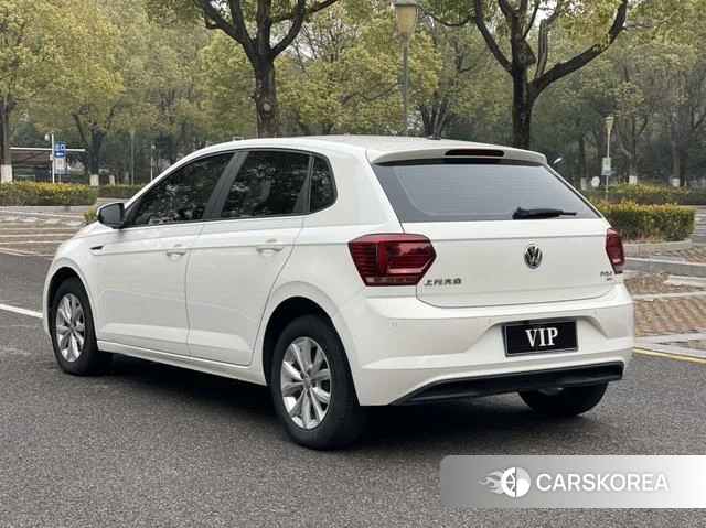 Volkswagen Polo 2021 Белый из Китая, фото 5