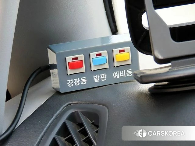 Hyundai The New Grand Starex 2018 Желтый из Кореи, фото 5