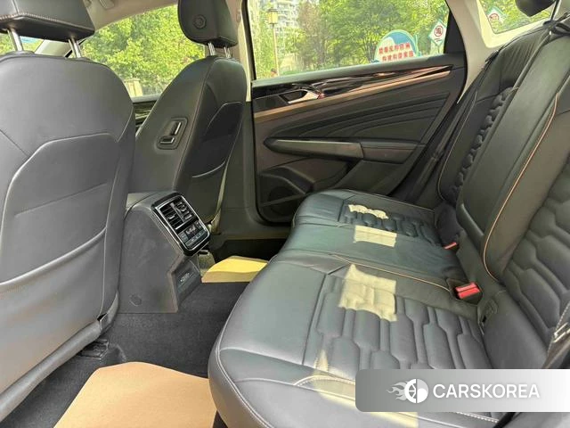 Volkswagen Passat 2019 Шампань из Китая, фото 5