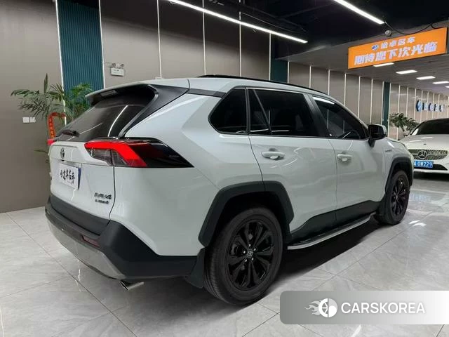 Toyota RAV4 Rongfang 2024 Белый из Китая, фото 5