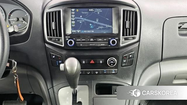 Hyundai The New Grand Starex 2018 Белый из Кореи, фото 5