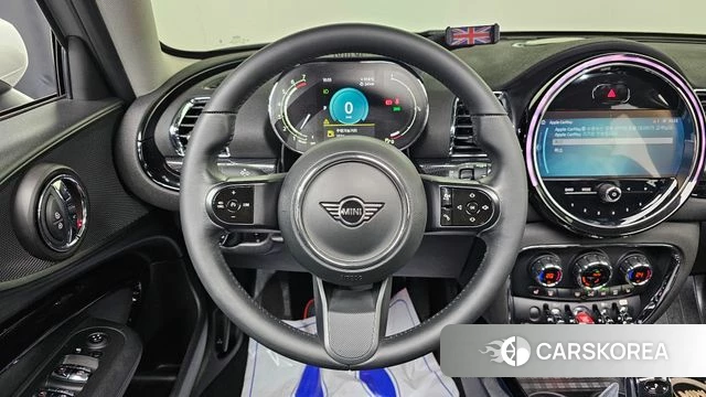 Mini Cooper Clubman 2023 Серебристо-серый из Кореи, фото 5