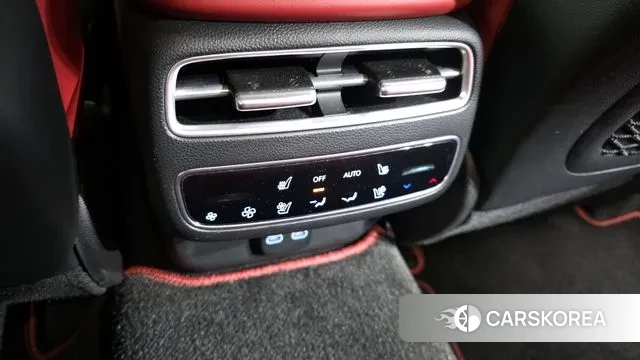 Genesis GV70 2024 Белый из Кореи, фото 5