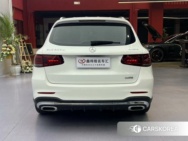Mercedes-Benz GLC 2022 Белый из Китая, фото 5