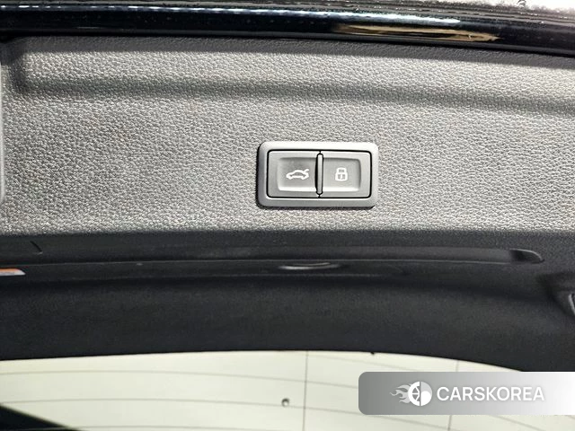 Audi Q3 (F3) 2020 Черный из Кореи, фото 5