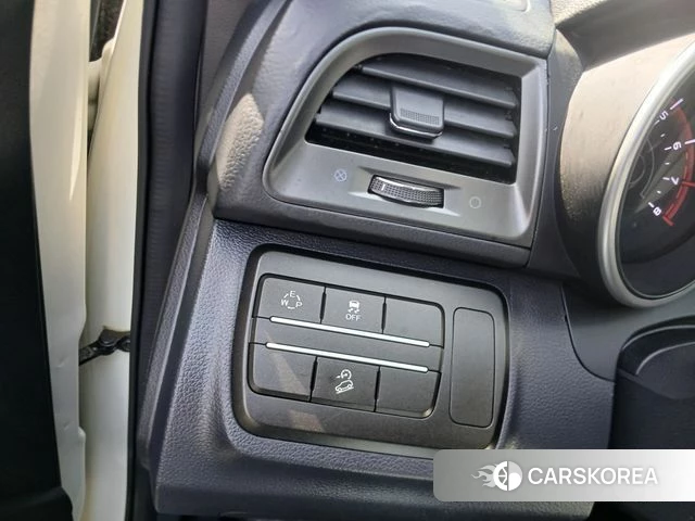 Ssangyong Tivoli Air 2019 Белый из Кореи, фото 5