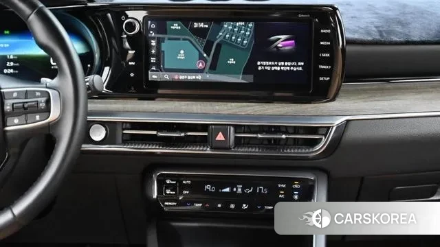 Kia K5 3rd generation 2023 Черный из Кореи, фото 5