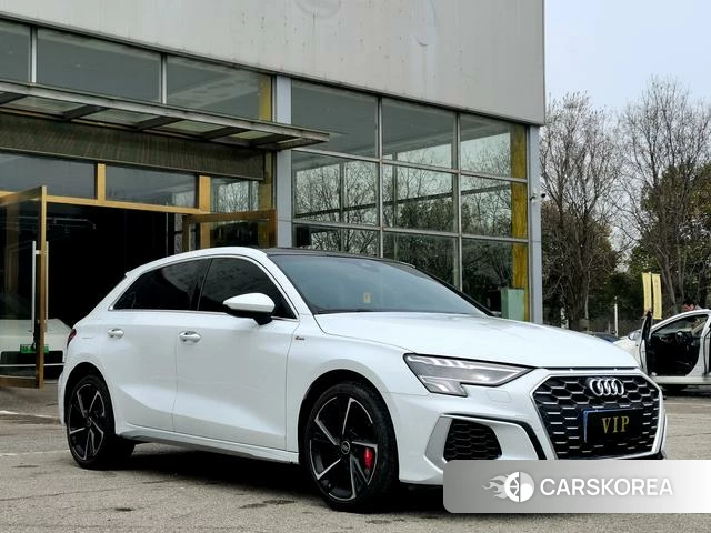 Audi A3 2023 Белый из Китая, фото 5