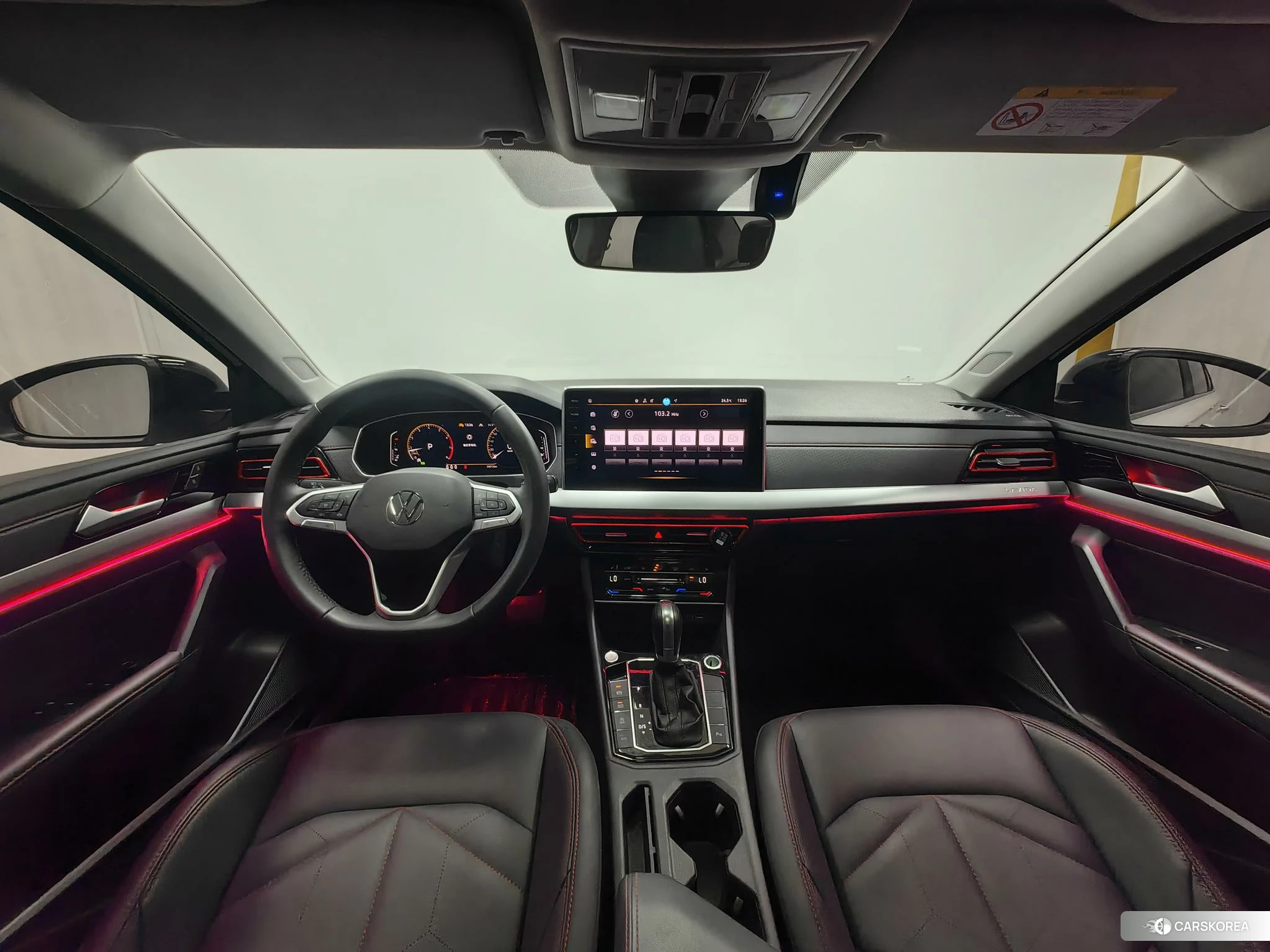 Volkswagen Lavida 2023 Белый из Китая, фото 5