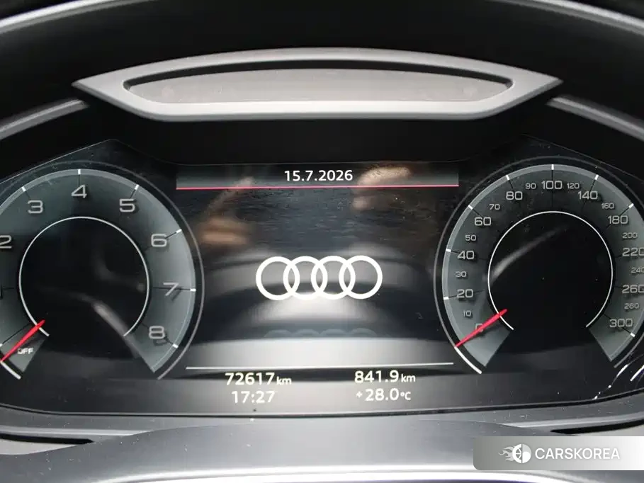 Audi Q7 2023 Черный из Китая, фото 5
