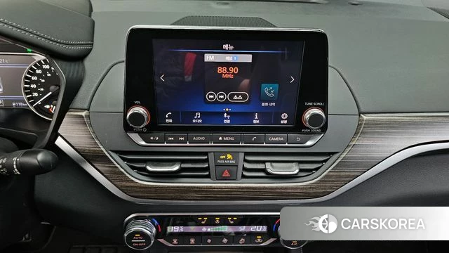 Nissan Altima (L34) 2019 Белый из Кореи, фото 5