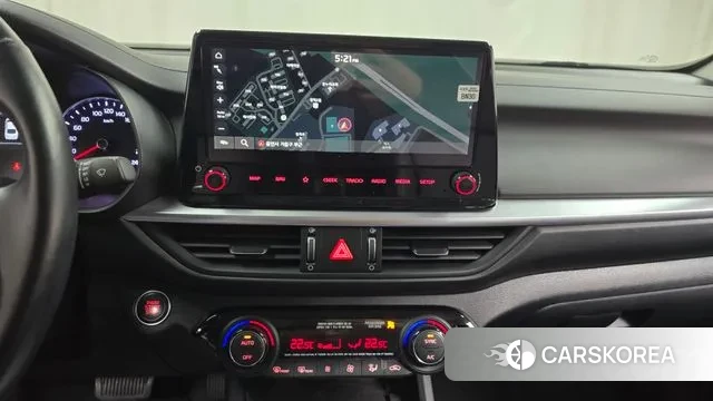 Kia The New K3 2nd generation 2022 Белый из Кореи, фото 5