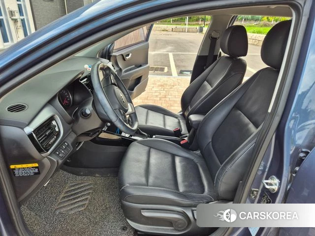 Kia Stonic 2019 Синий из Кореи, фото 5