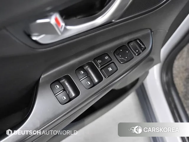 Hyundai The New Kona 2021 Серебристо-серый из Кореи, фото 5