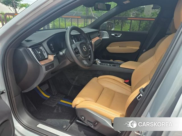 Volvo XC60 second Generation 2023 Серый из Кореи, фото 5