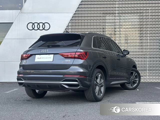 Audi Q3 2021 Темно-серый из Китая, фото 5