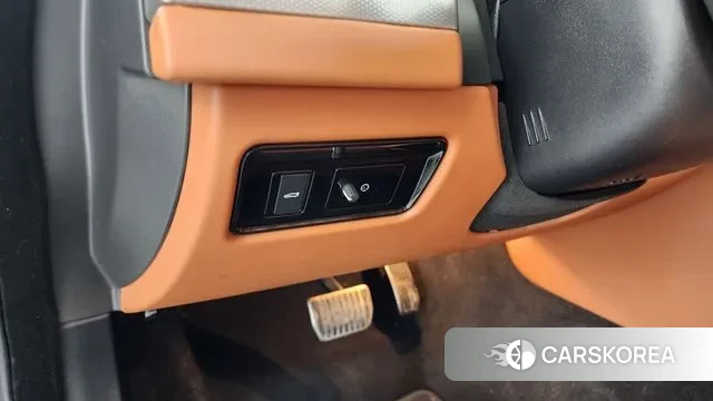 Jaguar XF (X260) 2019 Белый из Кореи, фото 5