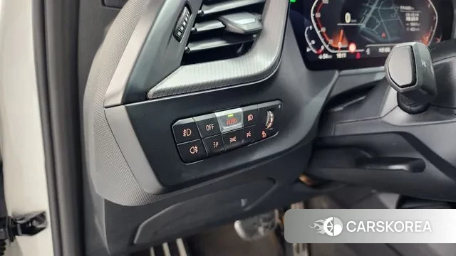 BMW 1 Series (F40) 2022 Белый из Кореи, фото 5