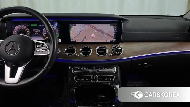 Mercedes-Benz E-Class W213 2019 Черный из Кореи, фото 5