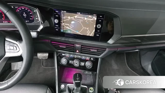 Volkswagen 7th Generation of Jetta 2022 Белый из Кореи, фото 5