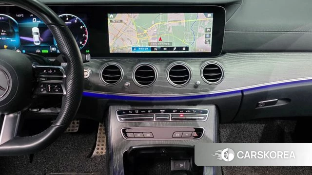 Mercedes-Benz E-Class W213 2020 Белый из Кореи, фото 5