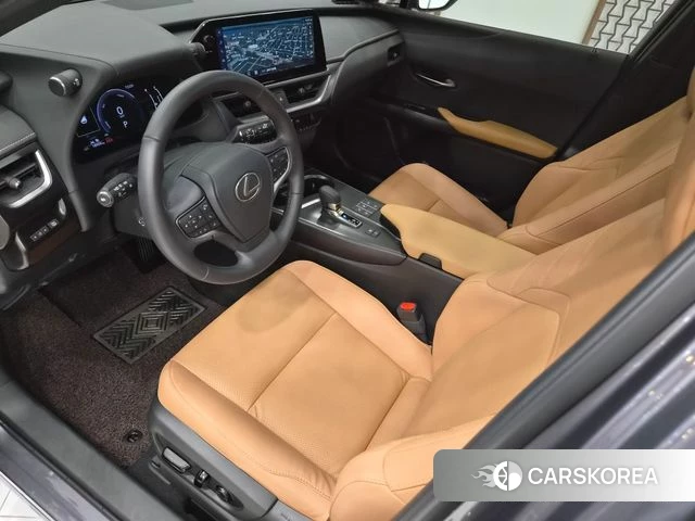 Lexus UX300h 2024 Серый из Кореи, фото 5