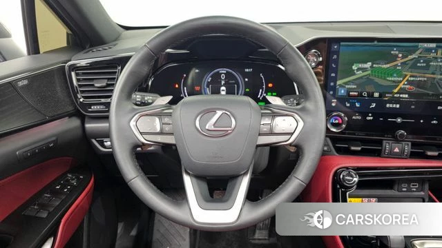 Lexus NX350h Second generation 2024 Серебристо-серый из Кореи, фото 5