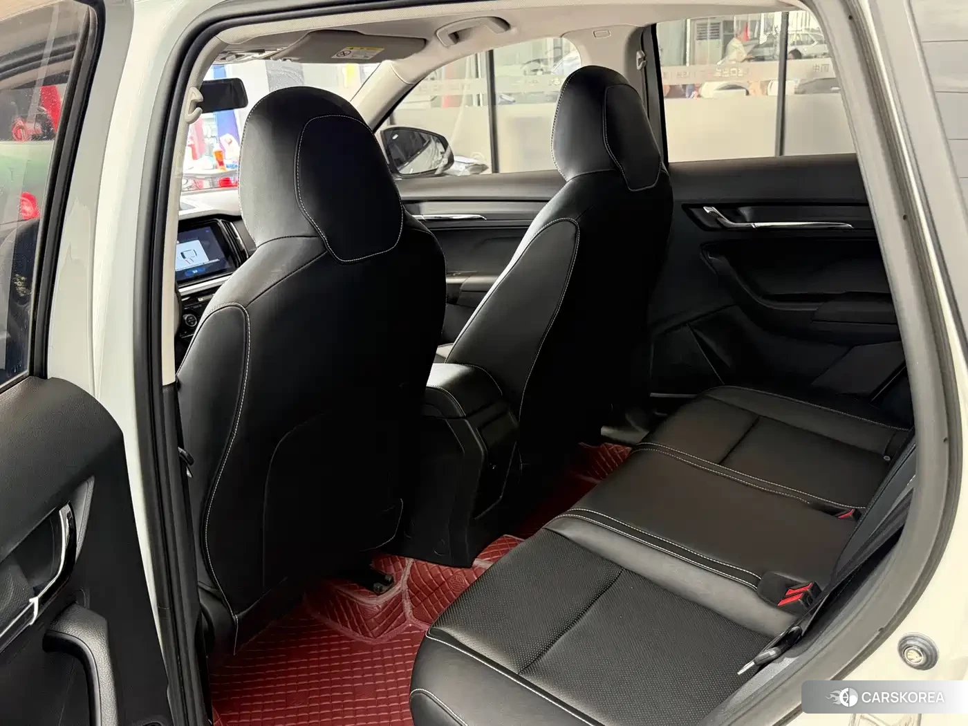 Skoda Kamiq 2023 Белый из Китая, фото 5
