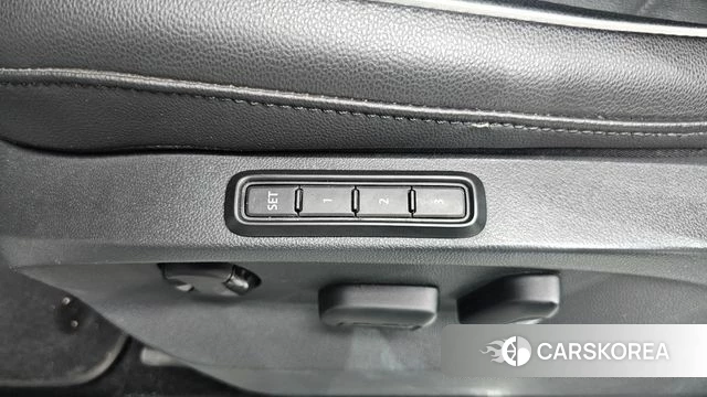 Volkswagen Tiguan second Generation 2021 Белый из Кореи, фото 5