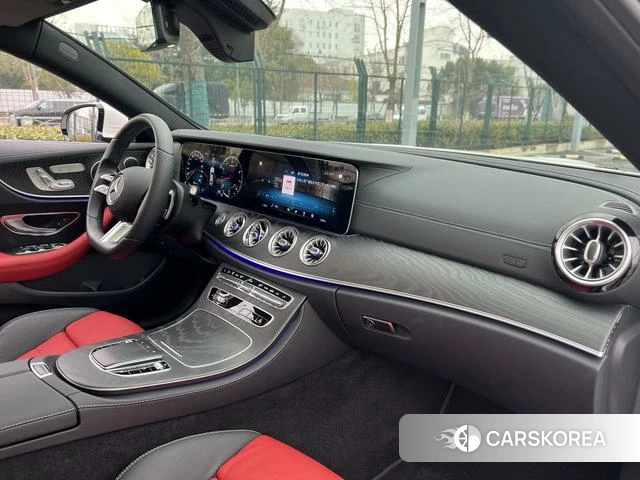 Mercedes-Benz E-class (imported) 2021 Белый из Китая, фото 5