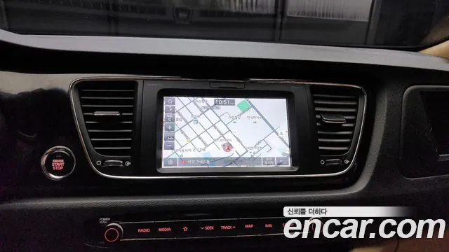 Kia The New Carnival 2018 Белый из Кореи, фото 5