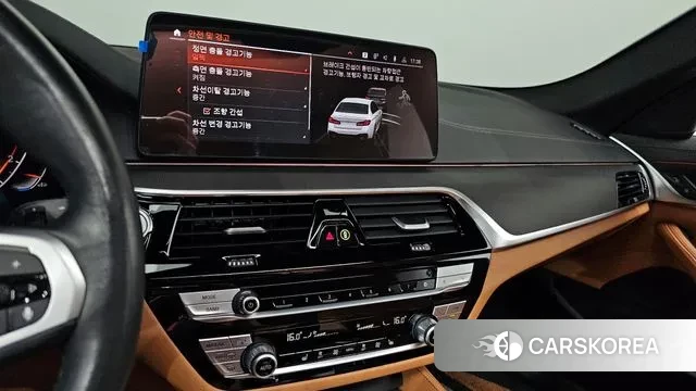 BMW 5 Series (G30) id 3110987 из Кореи 5