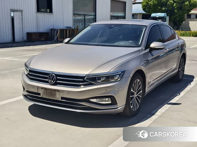 Volkswagen Magotan 2022 Шампань из Китая, фото 5