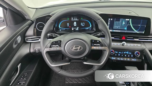 Hyundai The New Avante (CN7) 2023 Белый из Кореи, фото 5