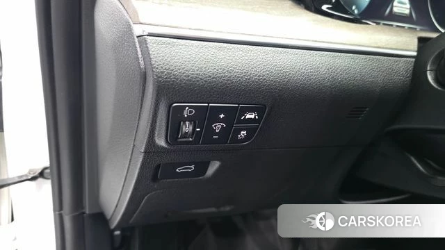 Kia K5 3rd generation 2021 Белый из Кореи, фото 5