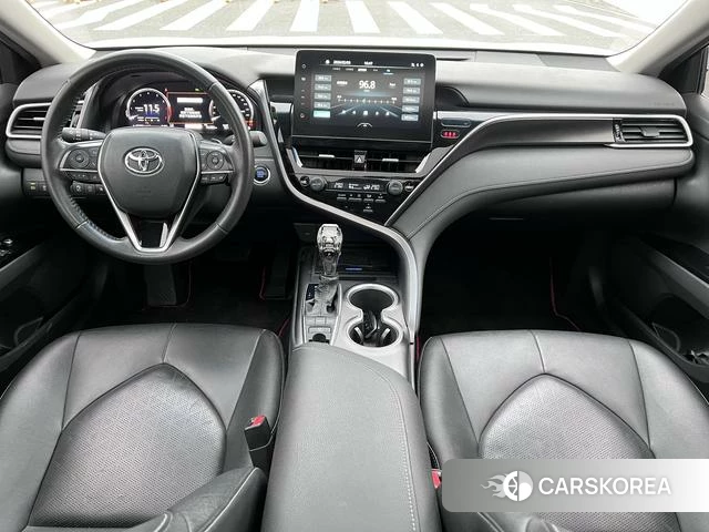 Toyota Camry 2021 Белый из Китая, фото 5